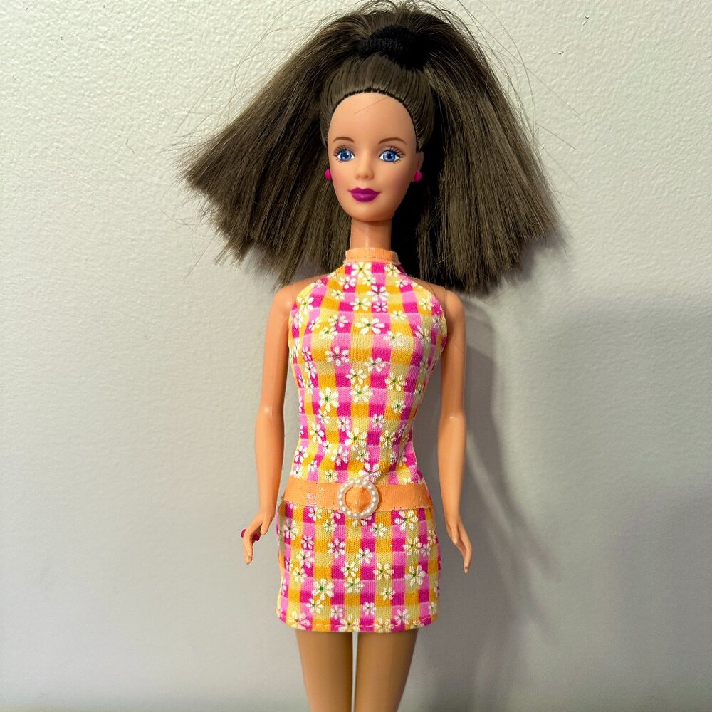 1998 Pretty in Plaid Barbie + 2 extra outfits